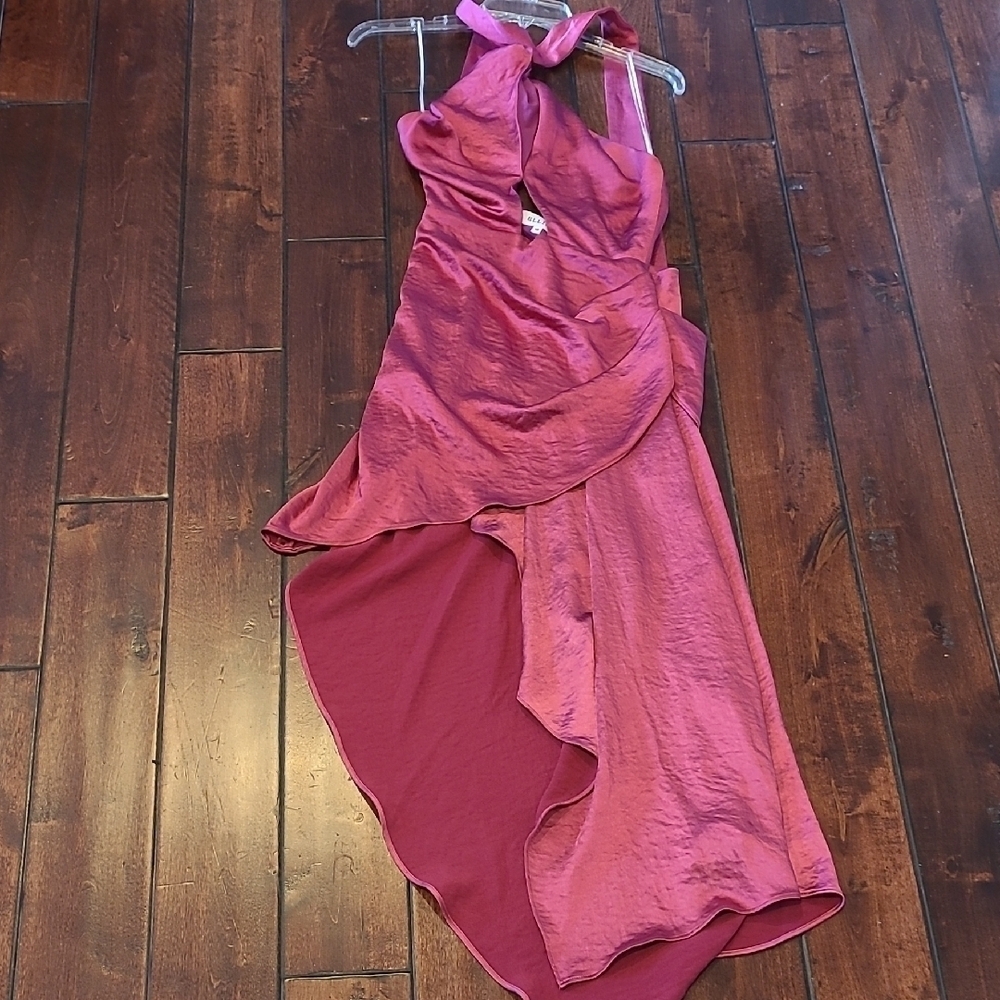 Elliatt X Revolve Caroline Halter Dress In Ruby Satin Size XS NWT - Picture 5 of 15